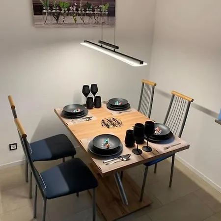 Schone Klimatisierte Apartment *