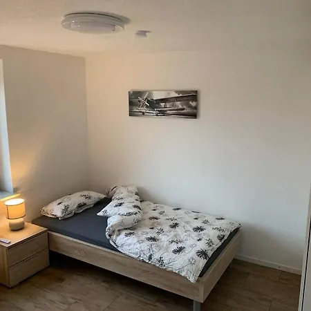 Schone Klimatisierte Apartment