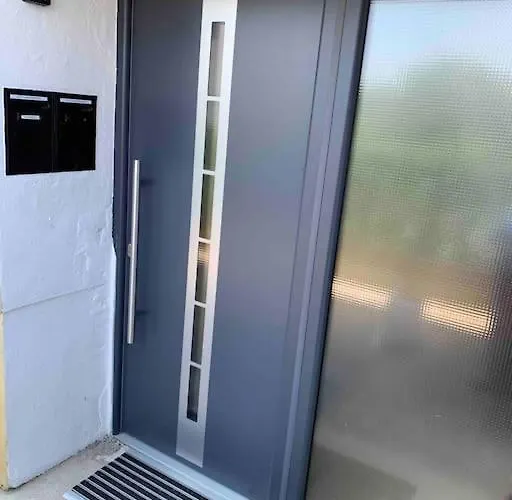 Διαμέρισμα Schone Klimatisierte *